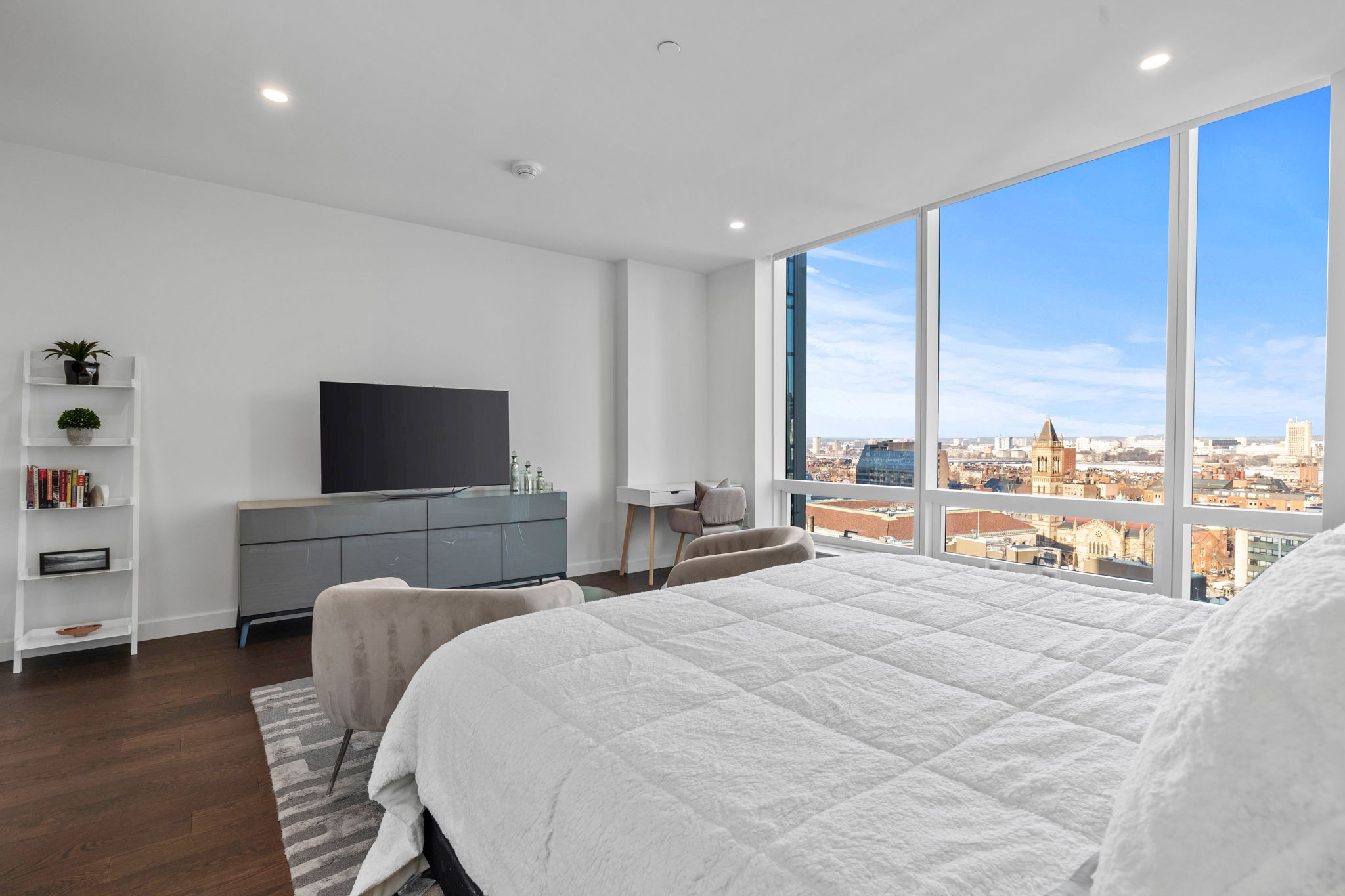 430 Stuart St, Back Bay