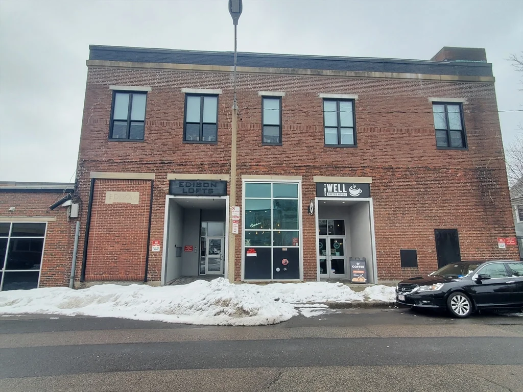 173 Border St, East Boston