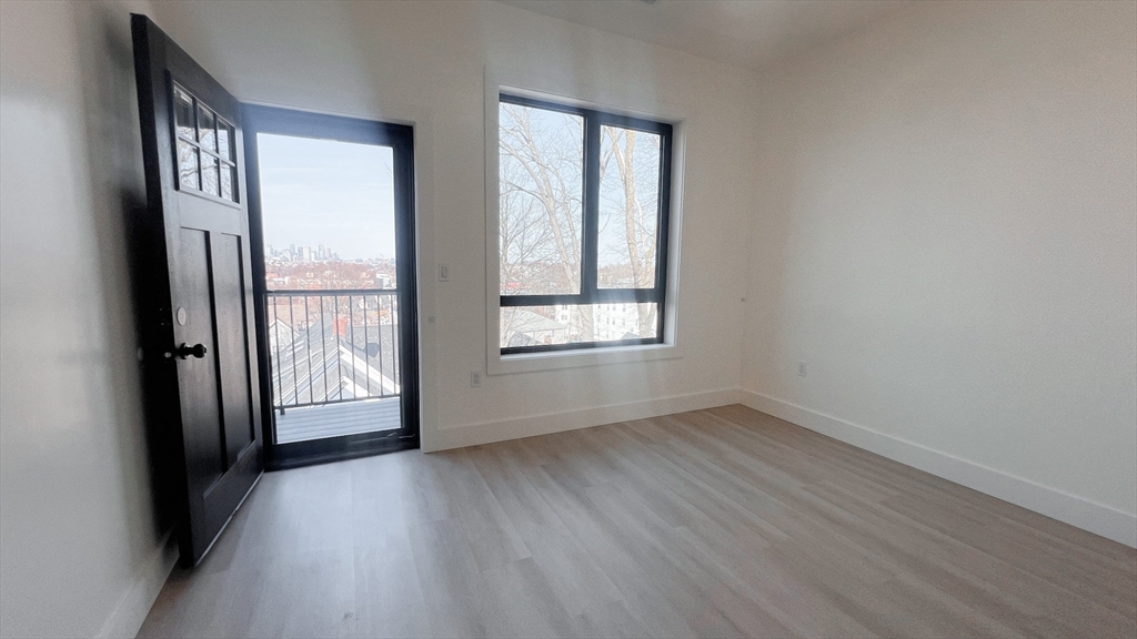 22 Mount Bowdoin Ter, Dorchester