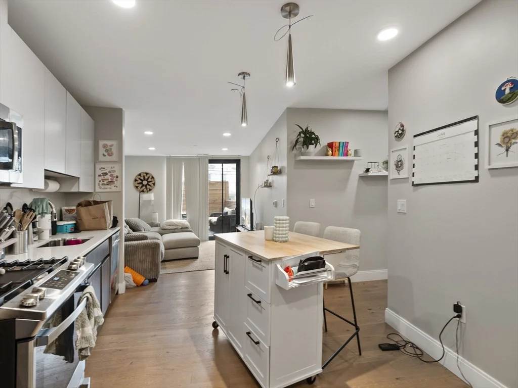 9 Central St, Spring Hill