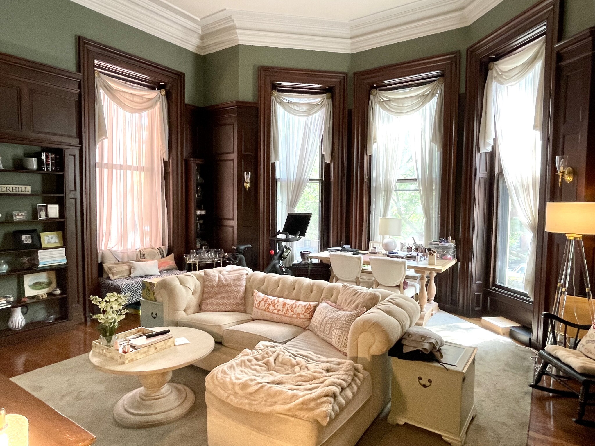 328 Dartmouth St, Back Bay