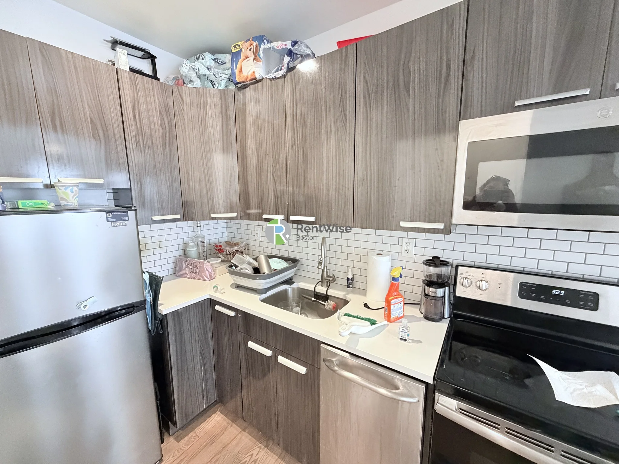 19 Peterborough St, Fenway