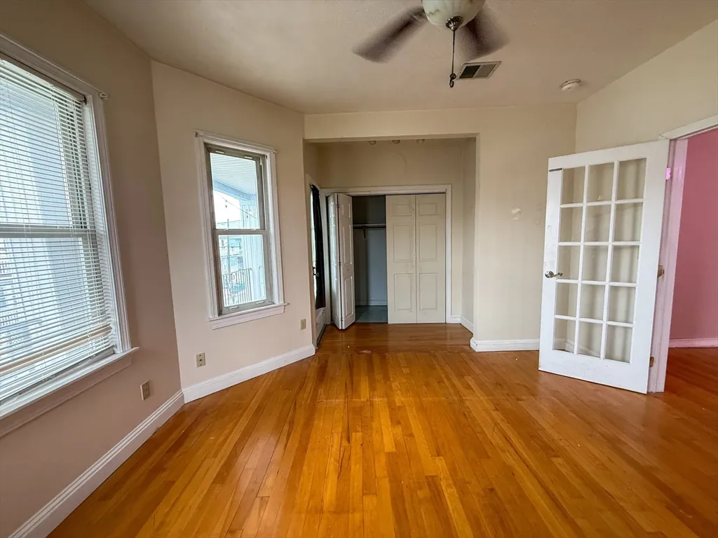 56 Bowdoin St, Medford