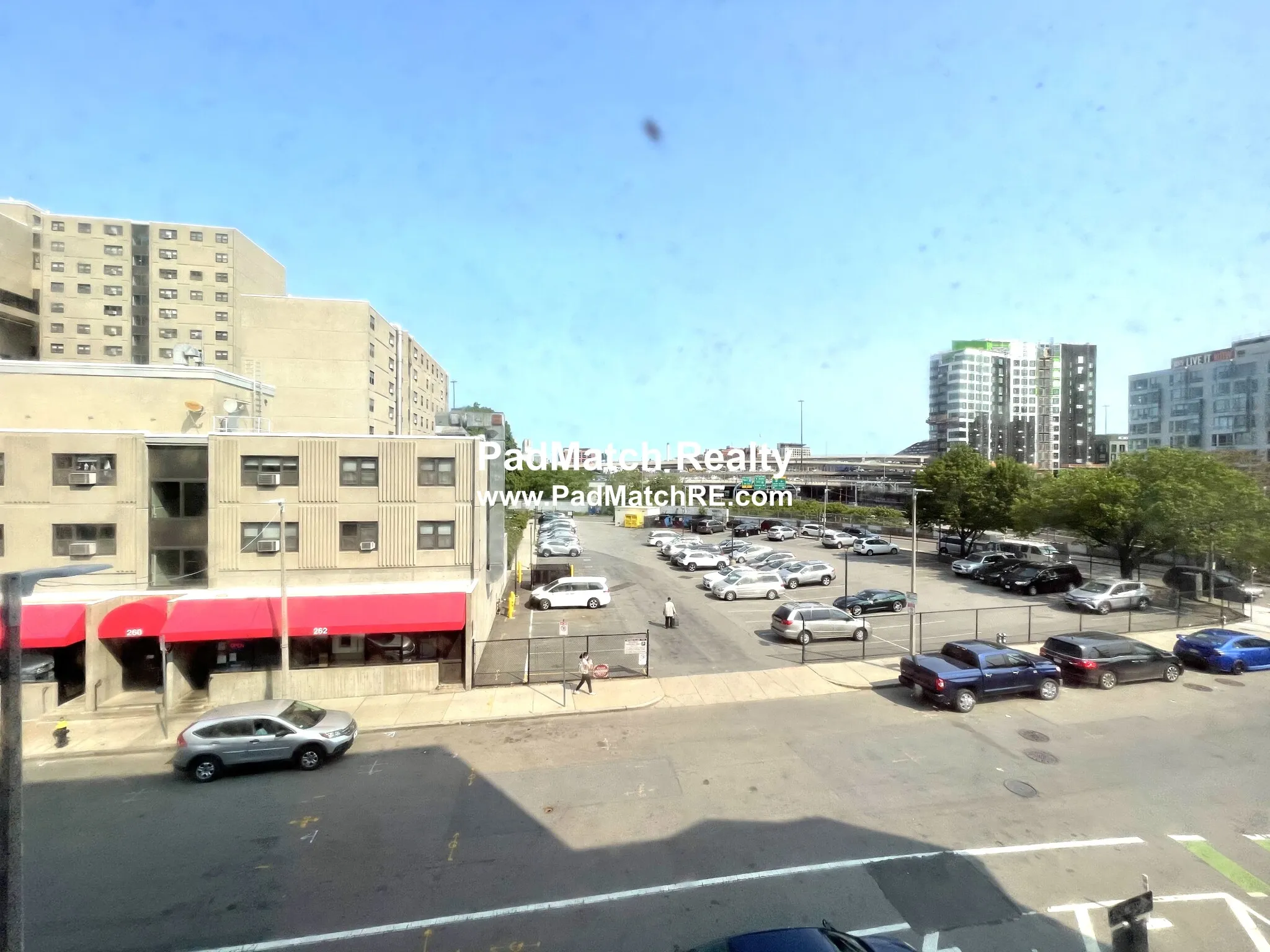 231 Harrison Ave, Chinatown