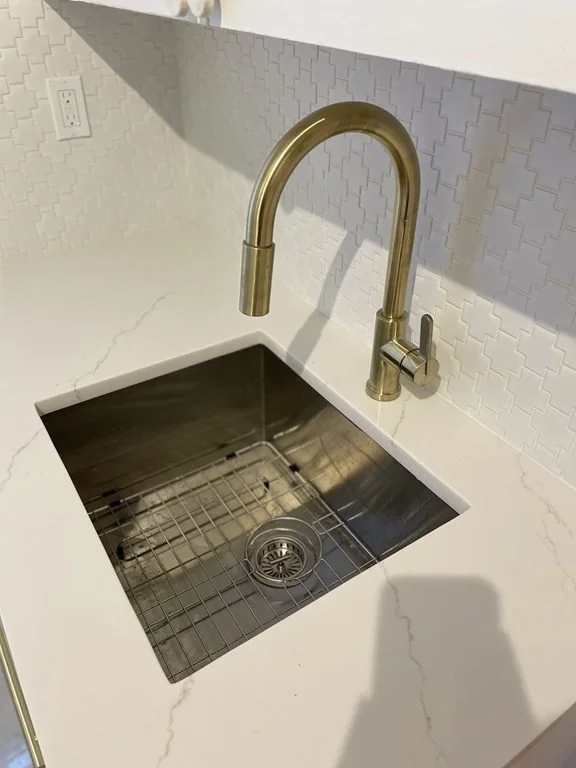 1667 Cambridge St, Mid-Cambridge