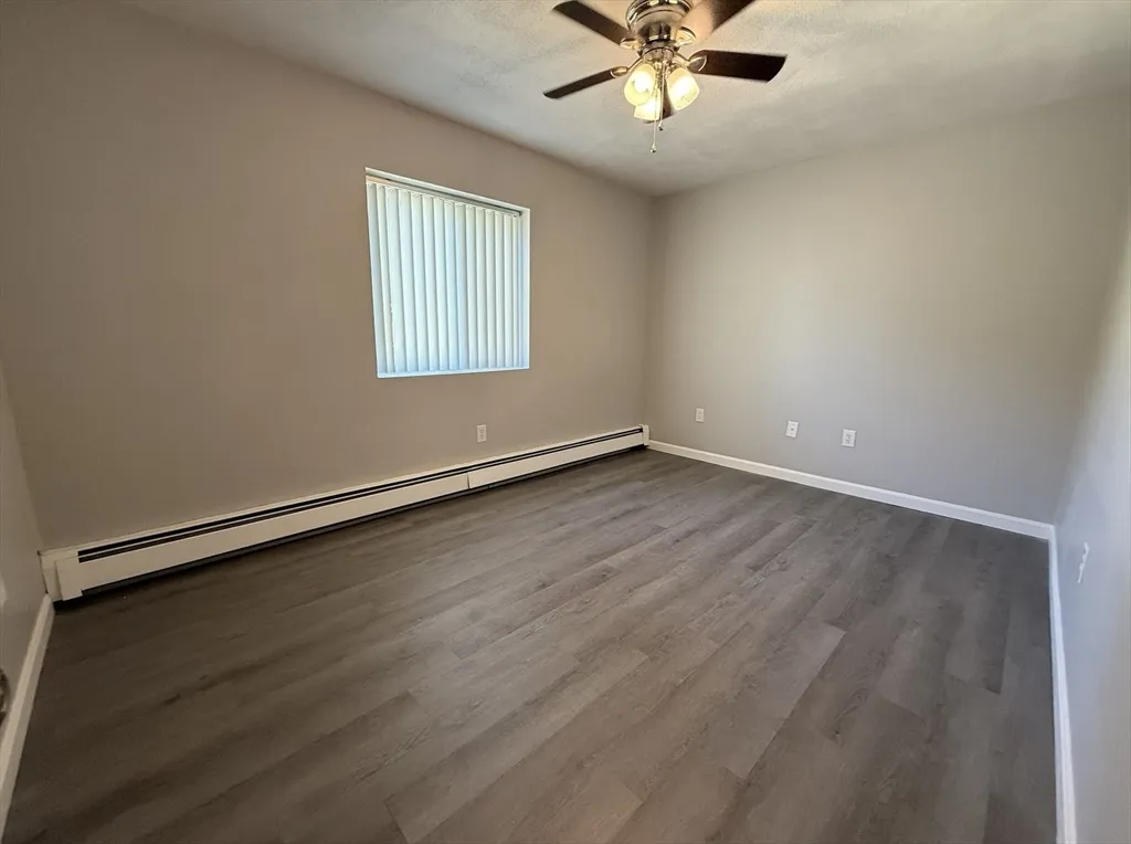 22 Irving St, Everett