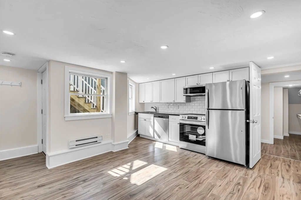 465 East Eight, South Boston