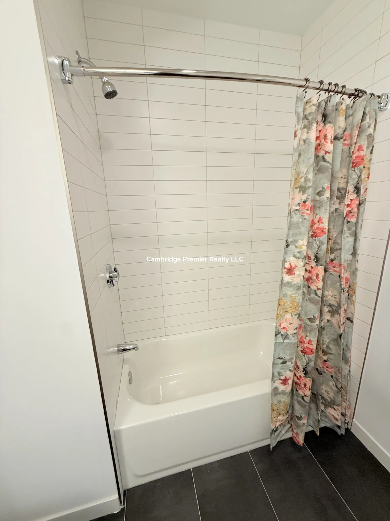 20 Stephenson Aman St, West Somerville