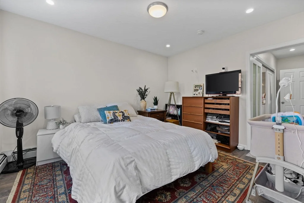 149 Cottage St, East Boston