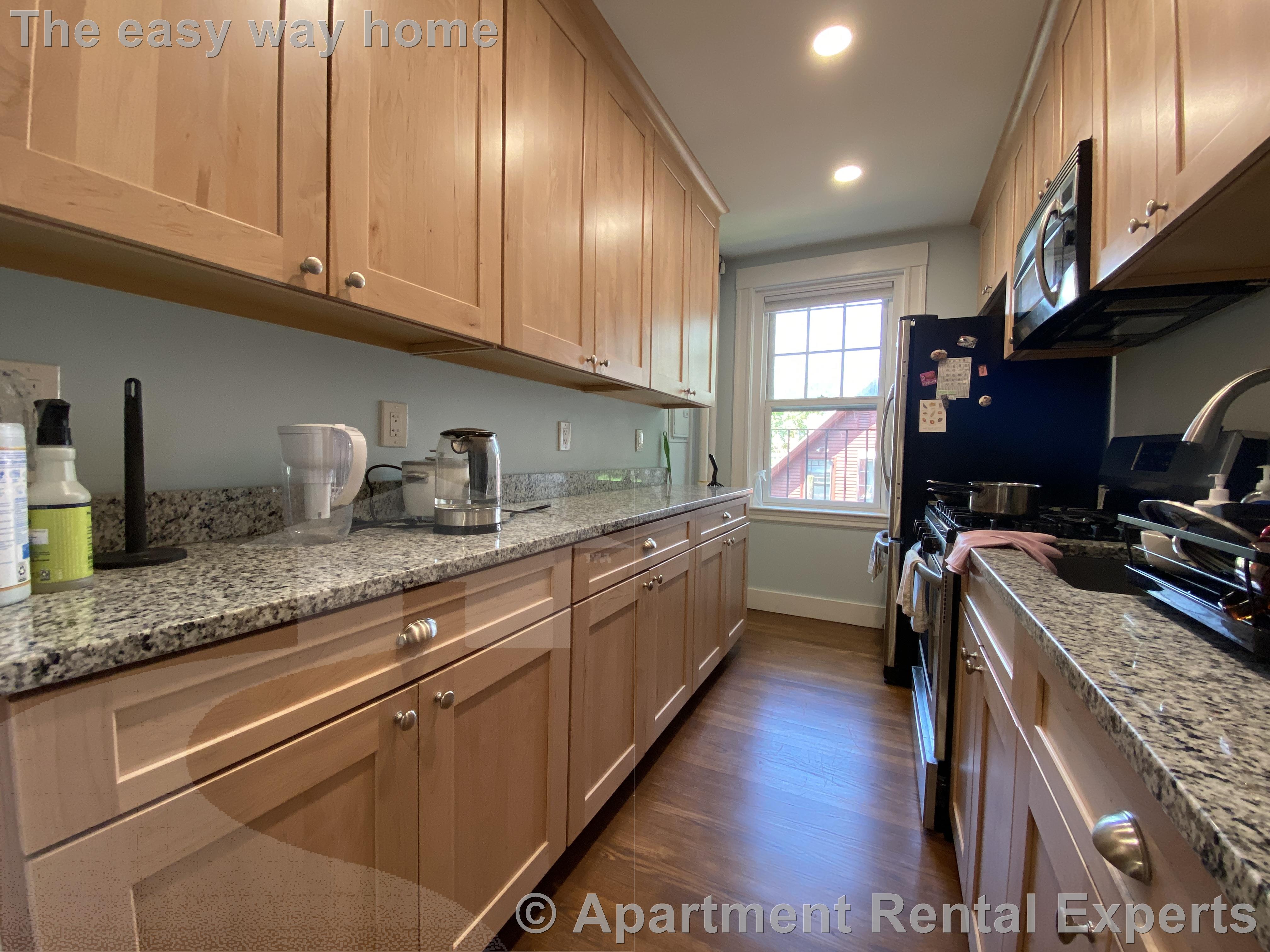 1699 Cambridge St, Harvard Square