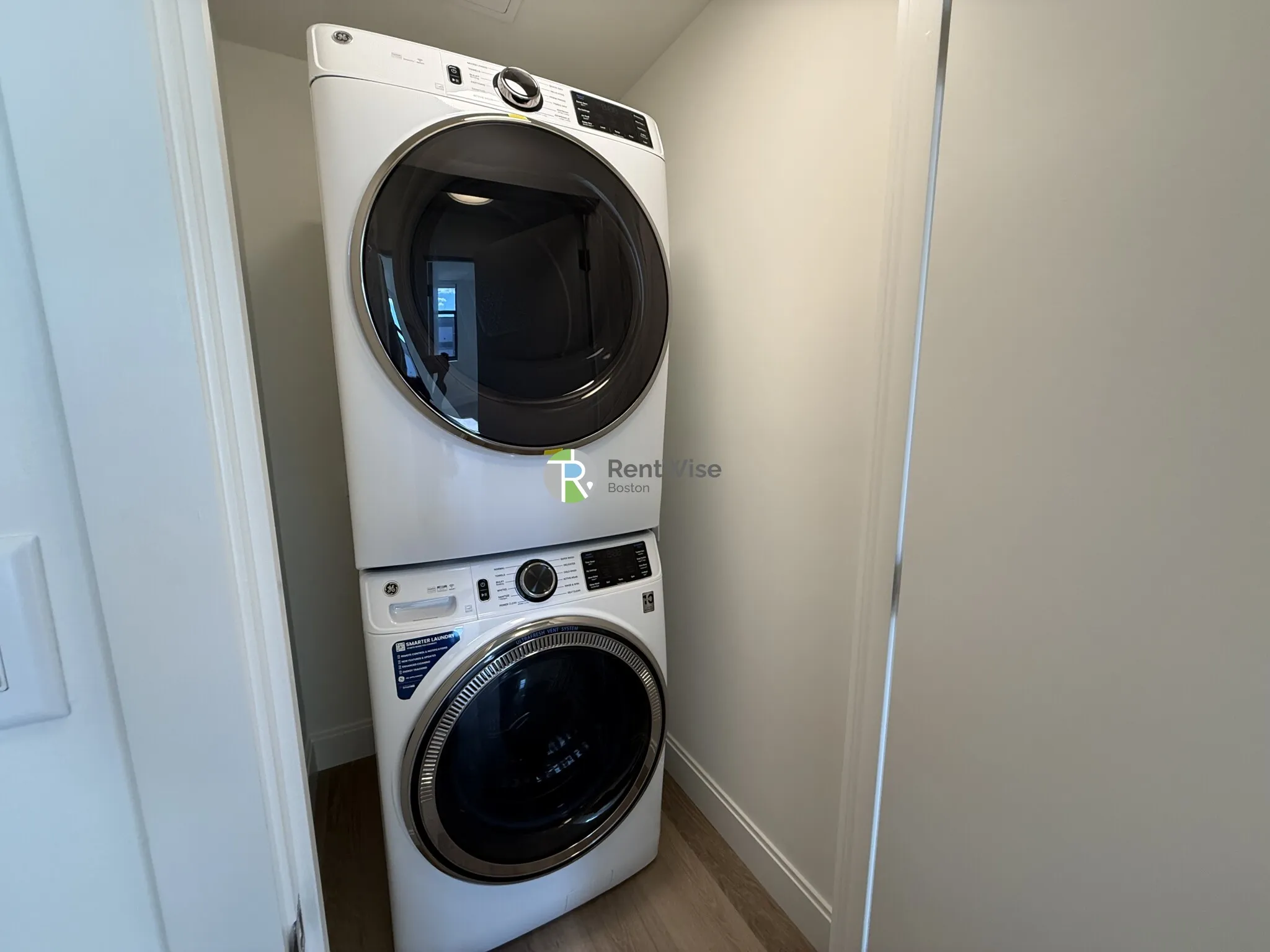 1079 Commonwealth Ave, Allston