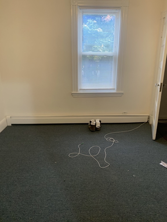 40 Brackett St, Oak Square