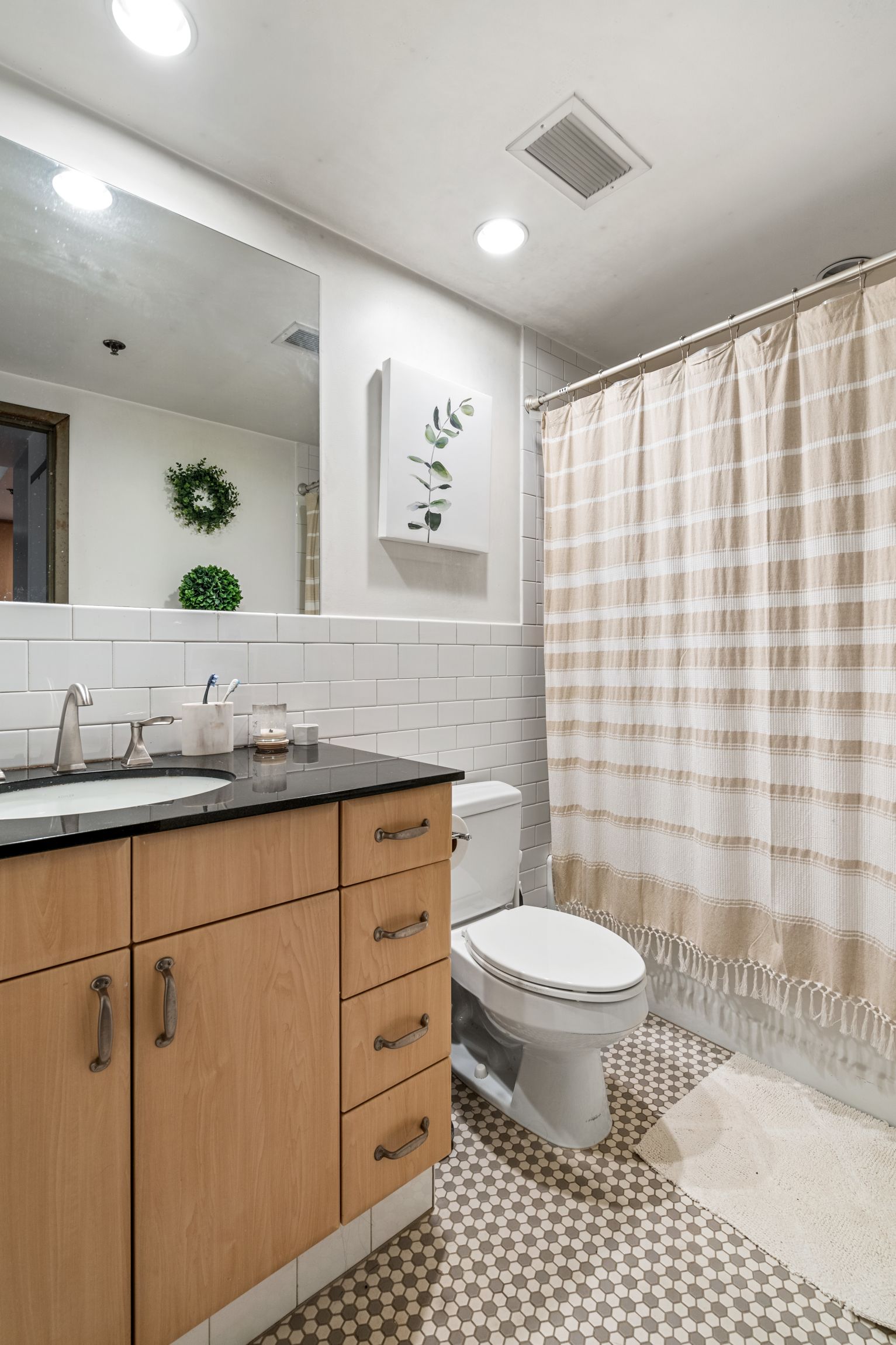 1 bed, 1 bath apartment for rent at 9 W Broadway Unit 423, South Boston — photo 17 of 17