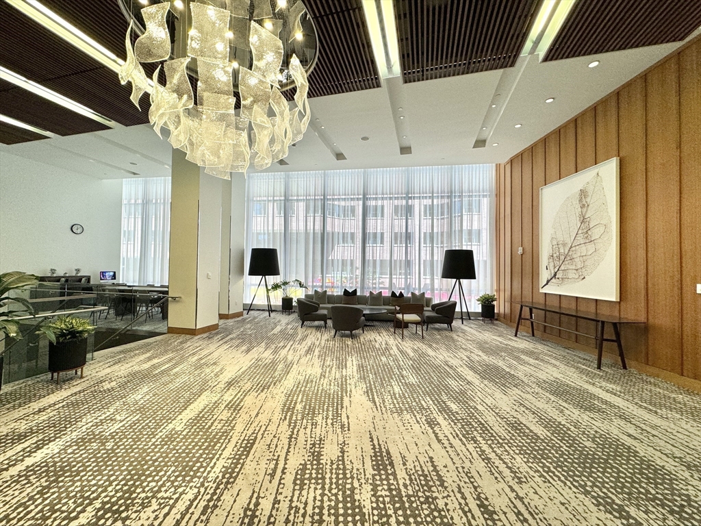 110 Stuart St, Back Bay