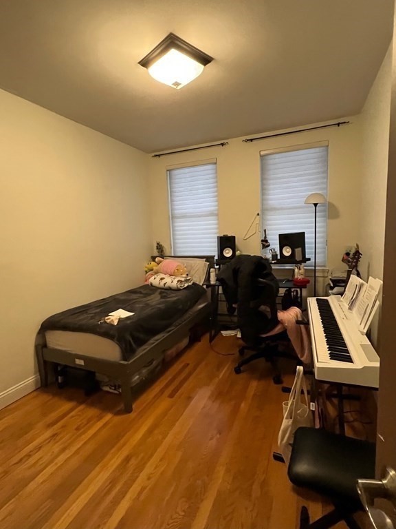 34 Edgerly Rd, Fenway