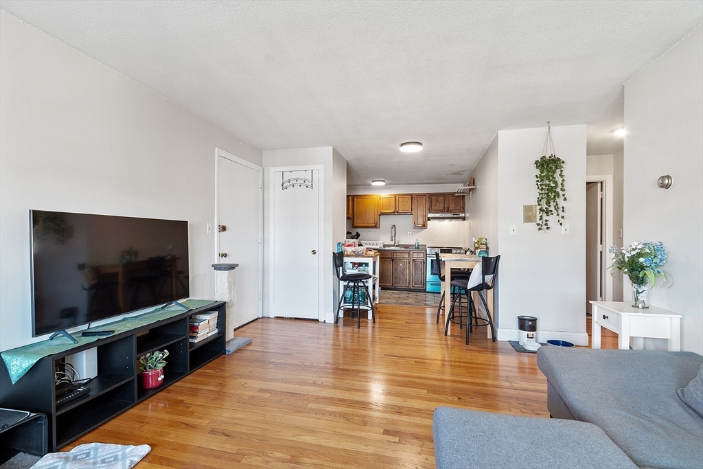 239 Kelton St, Brighton