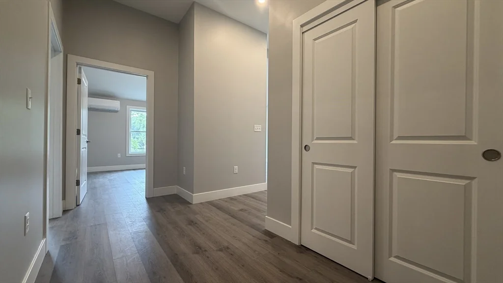 251 Sladen St, Dracut