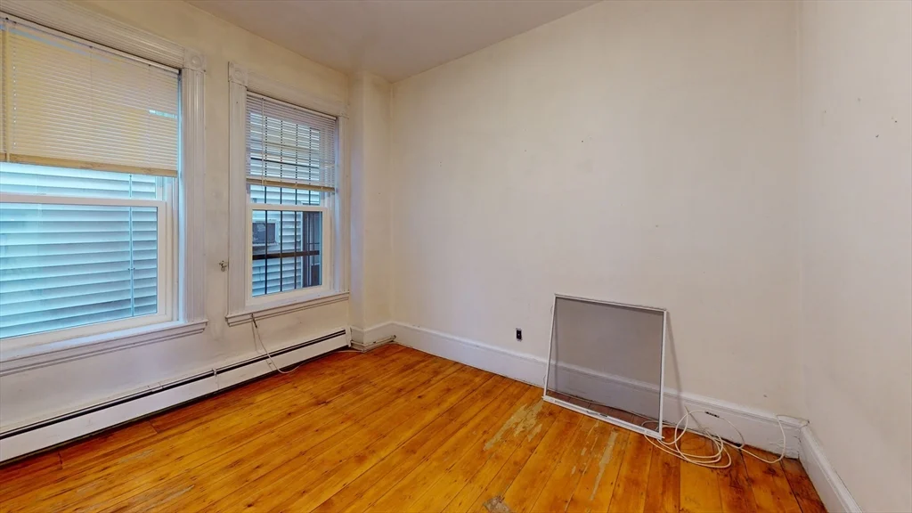 129 Saint Alphonsus, Mission Hill