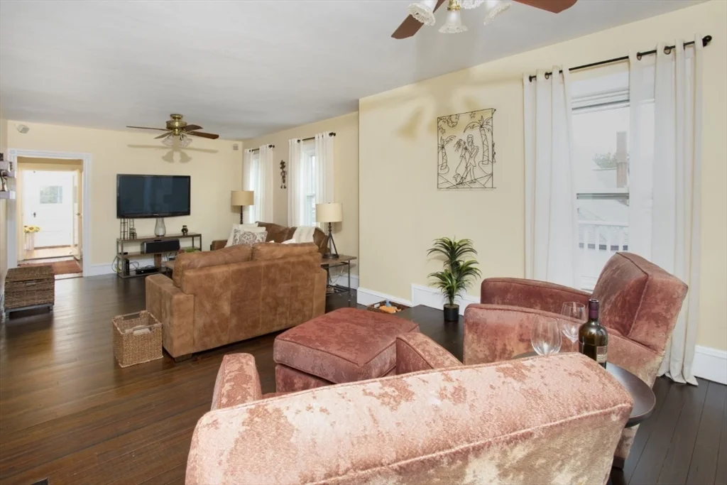 204 Franklin, Melrose