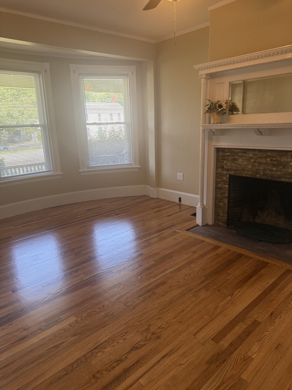 325 Adams St, Abington