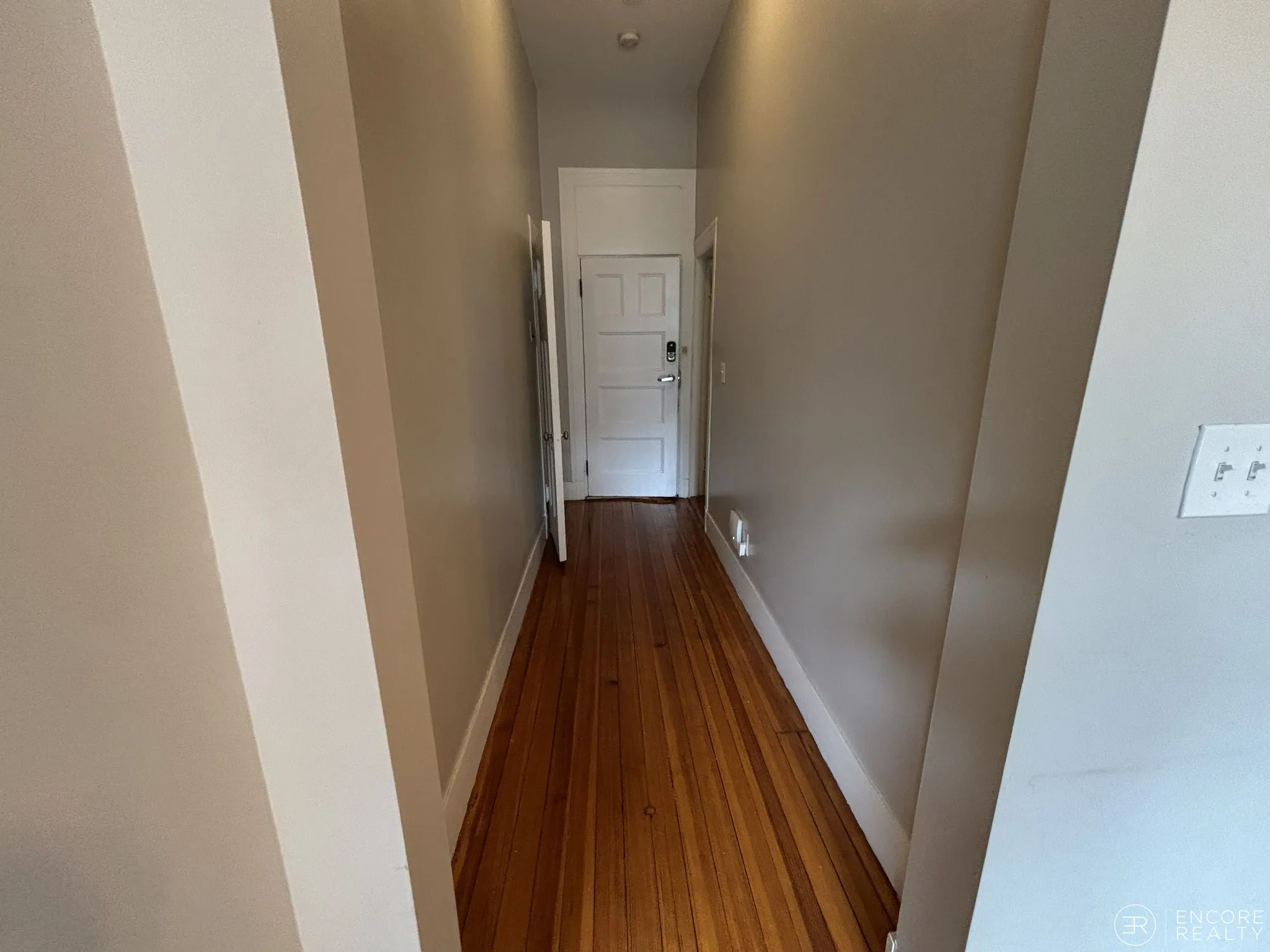9 Sewall Ave, Coolidge Corner