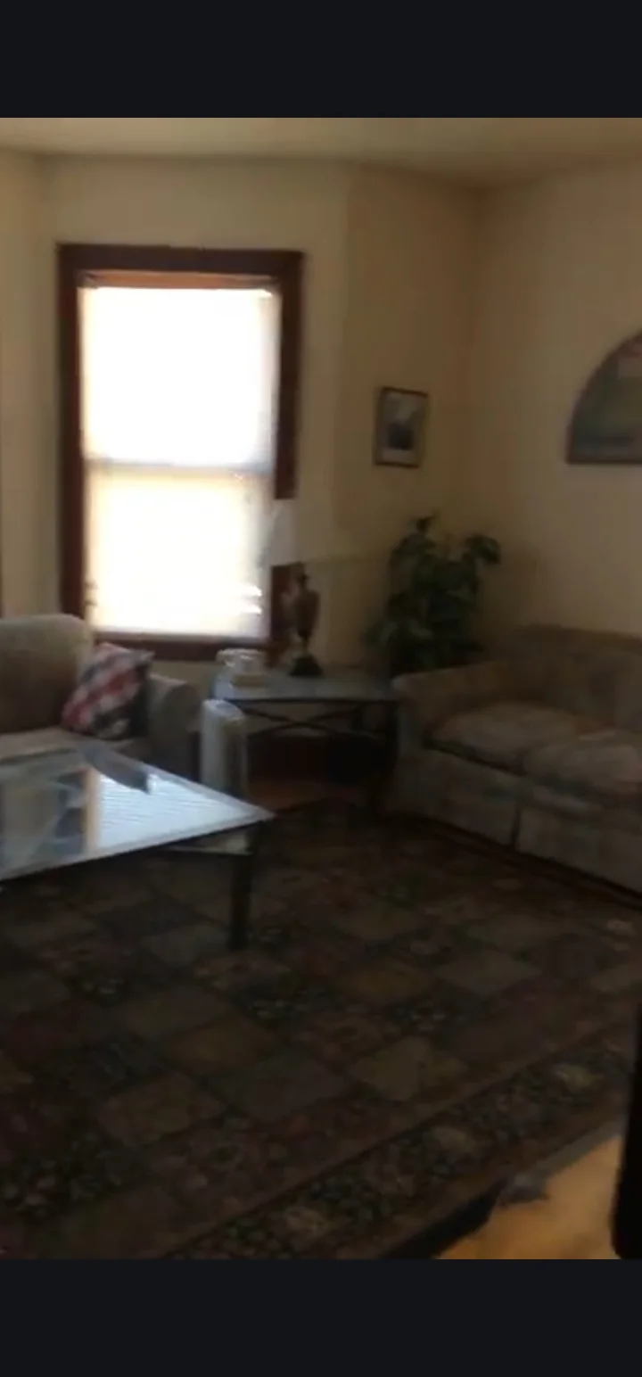 38 Linden St, Allston