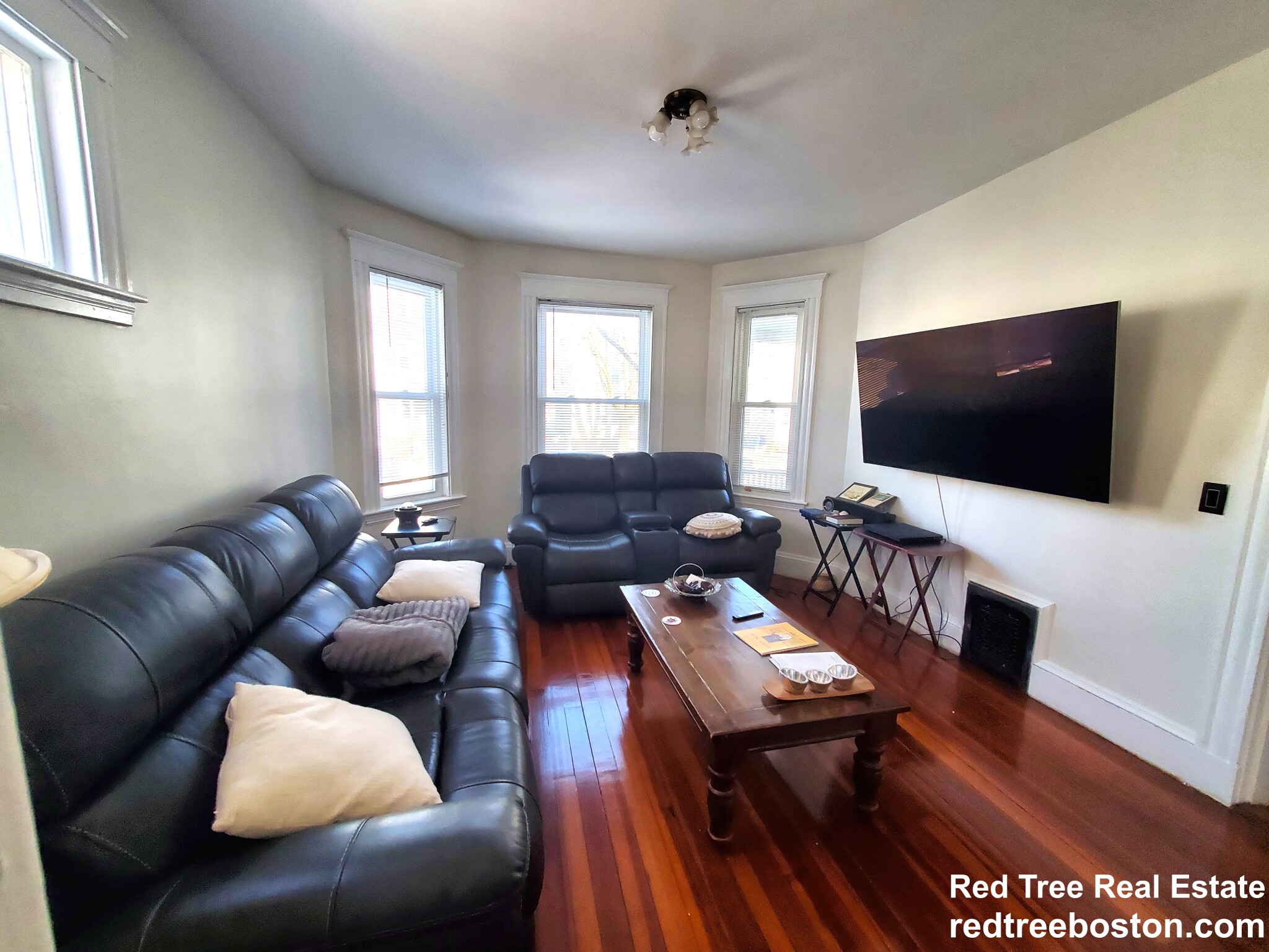 250 Belgrade Ave, Roslindale