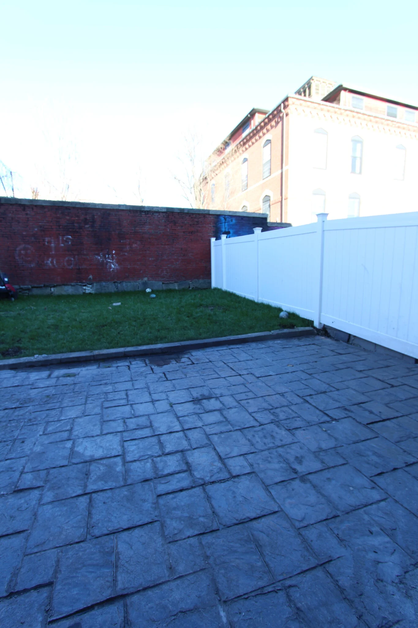 460 Saratoga St, East Boston