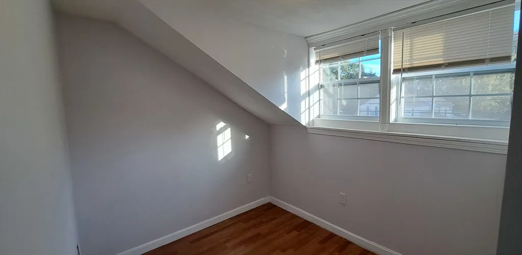 158 Baker St, West Roxbury