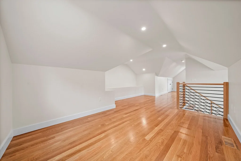 11 Jasset St, Nonantum
