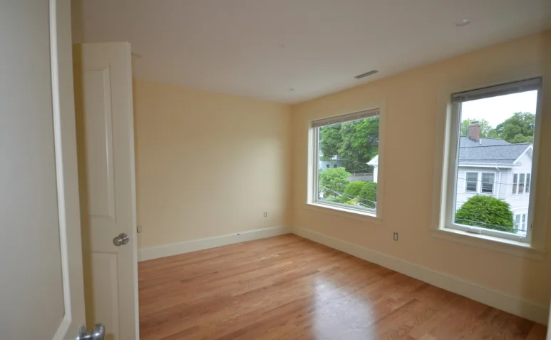 122 Tremont St, Brighton