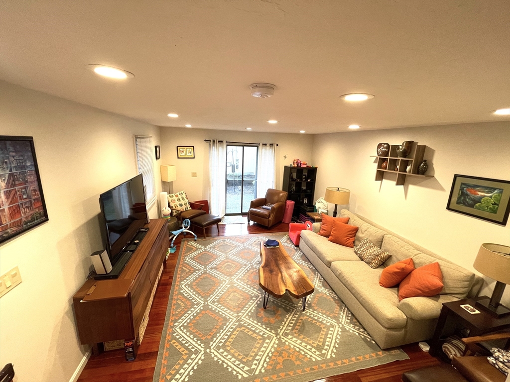 119 Beaconsfield, Aspinwall Hill