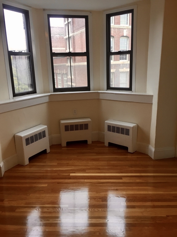 145 Arlington St, Back Bay