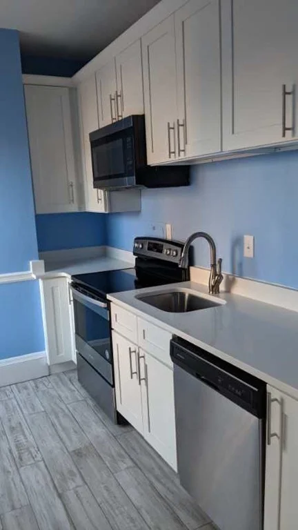 1091 Boylston St, Back Bay