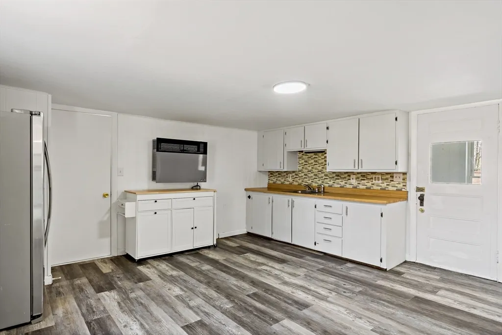 63 West Carpenter St, Attleboro