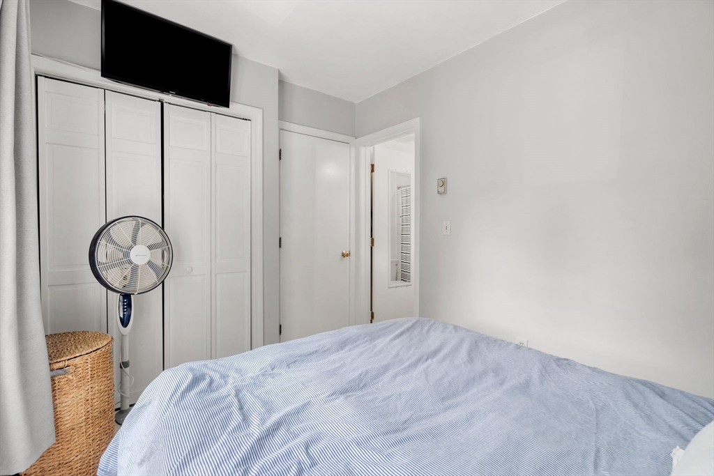 3 Winthrop St, Charlestown