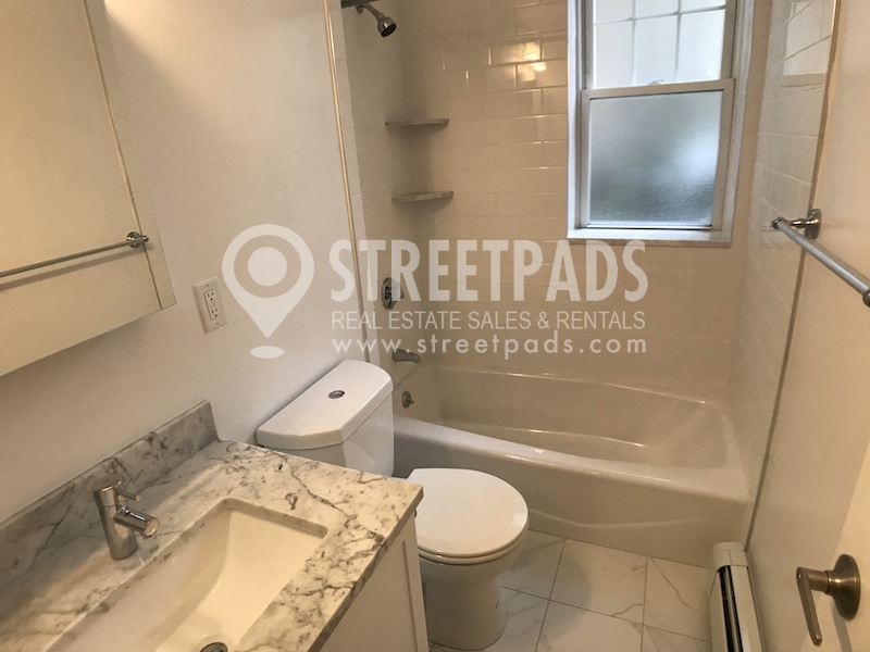 100 Kilsyth Rd, Brighton