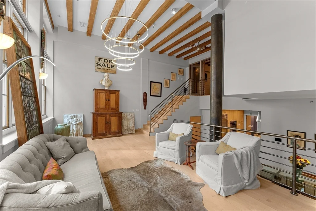 8 Newcomb, South End