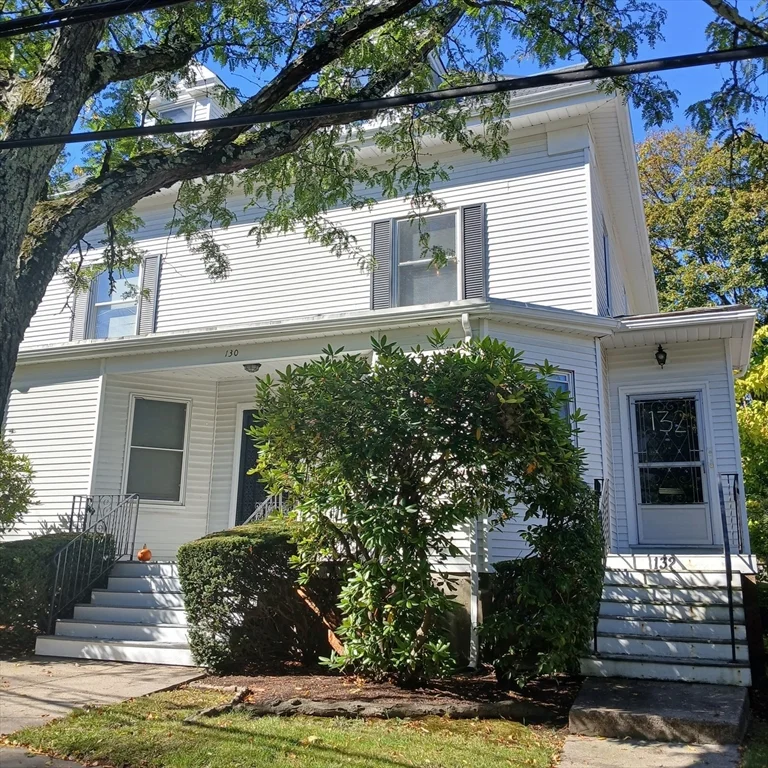 132 Thorndike St, Coolidge Corner