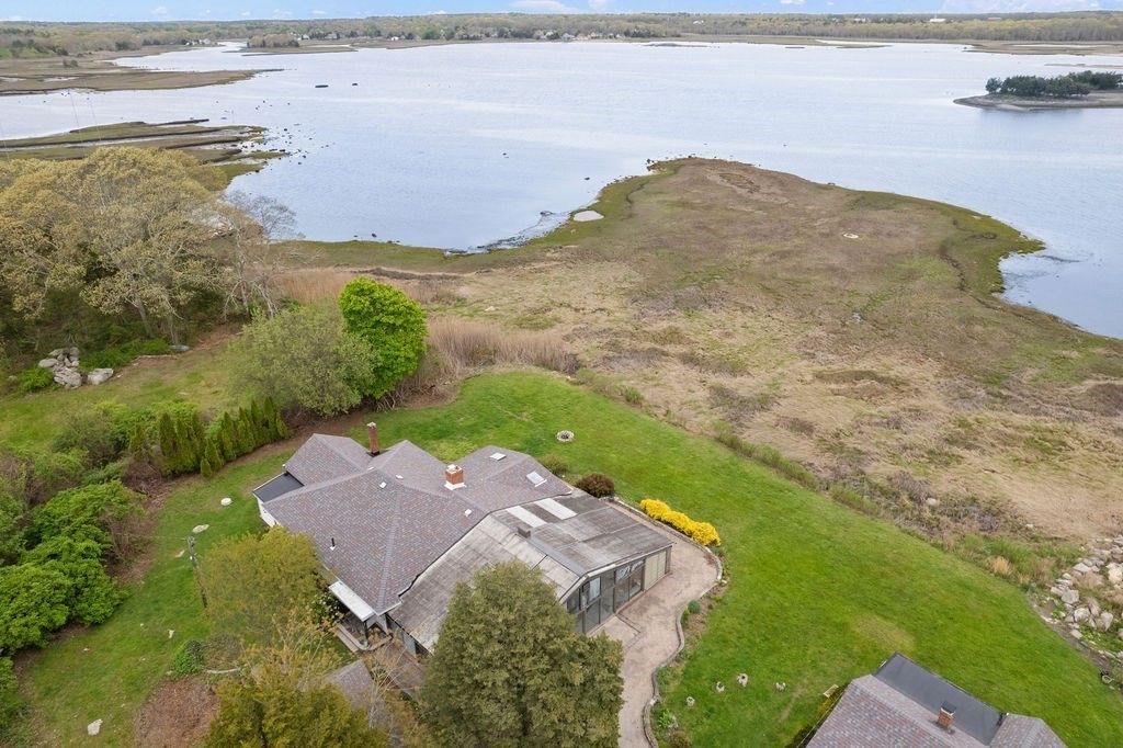 101 Ashley Island Rd, Fairhaven