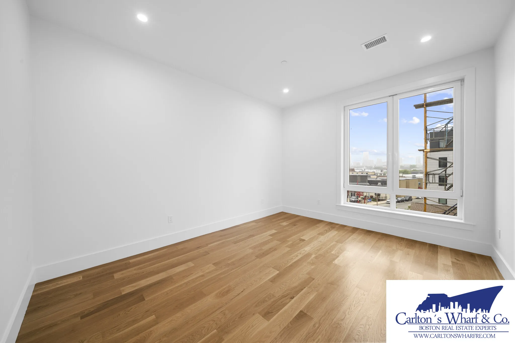 218 Old Colony Ave, South Boston