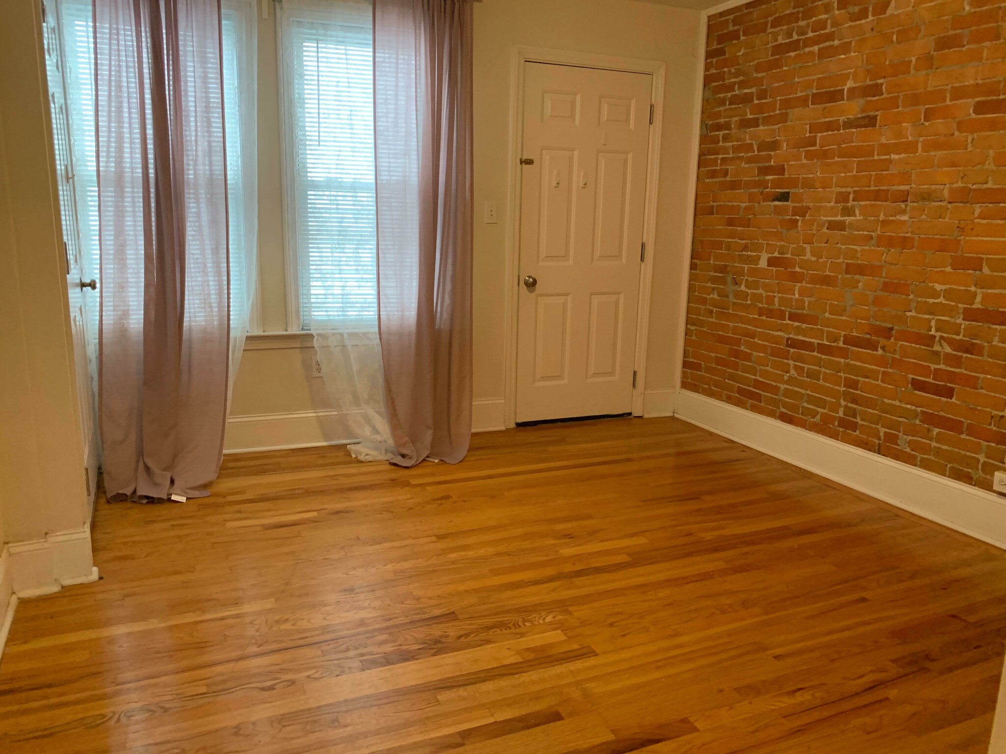 23 Aspinwall Ave, Central Village