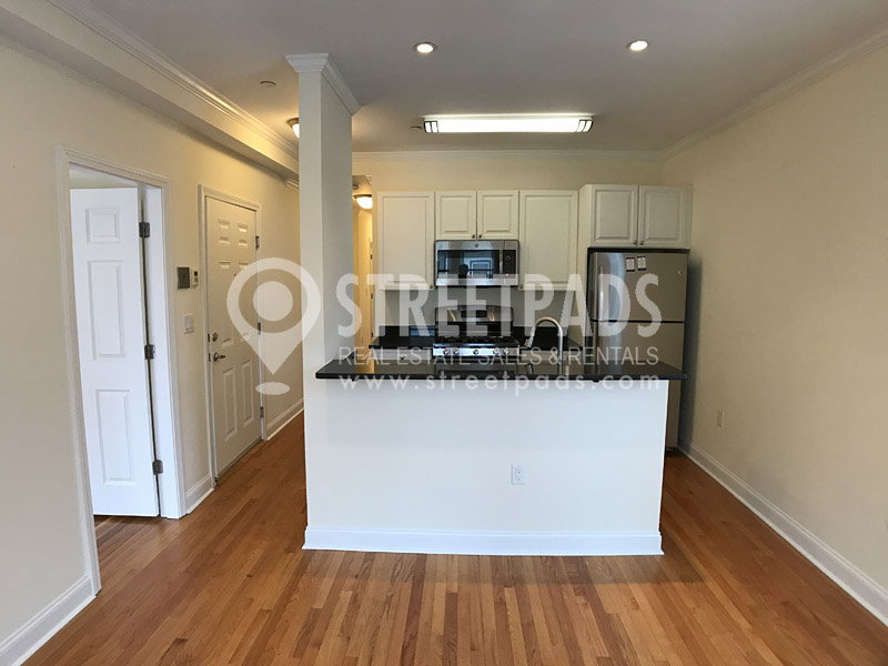 1 Langdon Sq, Neighborhood Nine