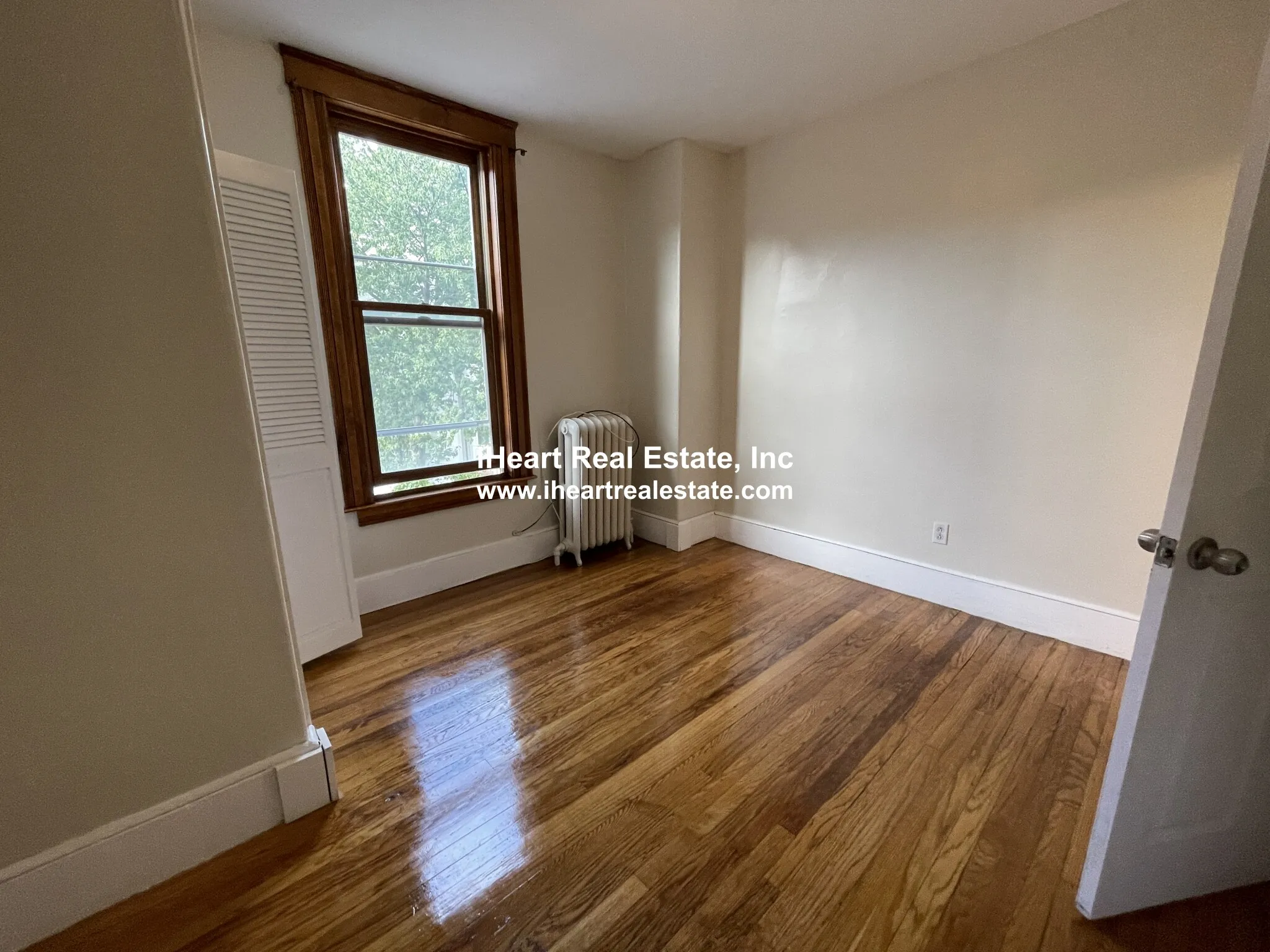 338 K St, South Boston