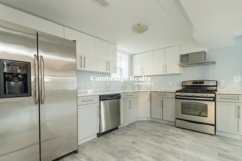98 Elm St, Somerville