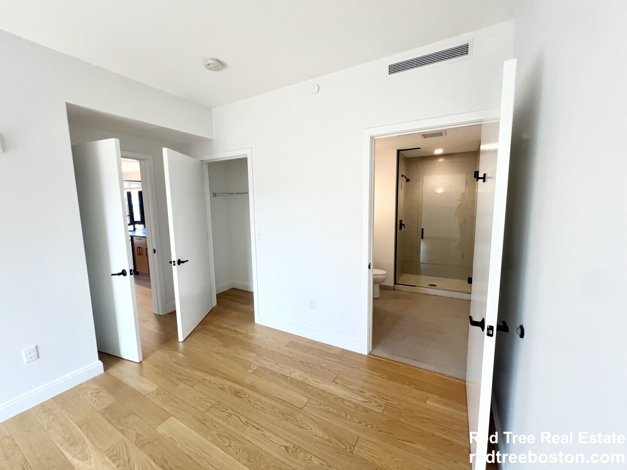 83 Gardner St, Allston