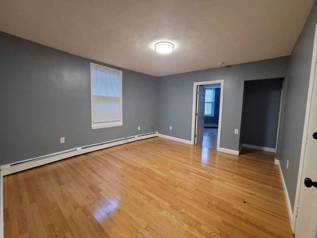 237 Chestnut St, Chelsea