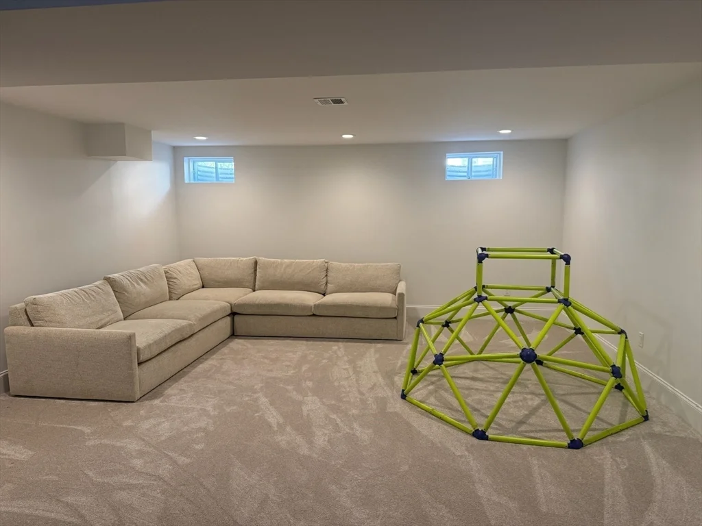 119 Woodbine Circle, Needham