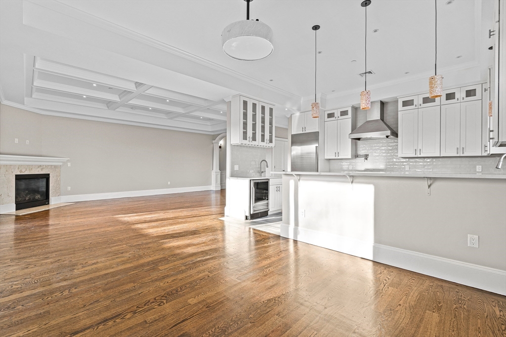 846 Main St, Winchester