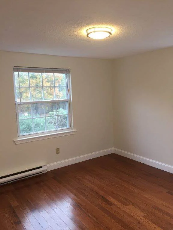 217 Beaver Dam Rd, Plymouth